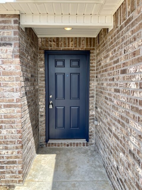 Foto del edificio - 1620 Eveningshade Ln