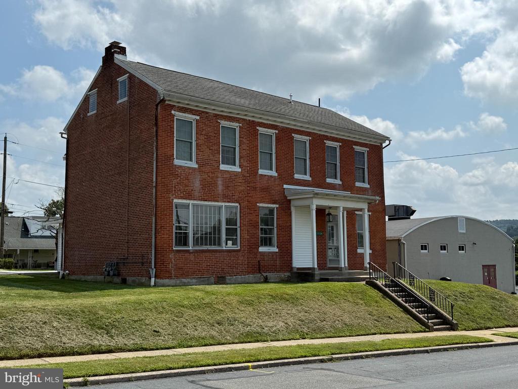 Foto principal - 1530 New Holland Rd