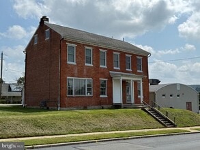 Building Photo - 1530 New Holland Rd