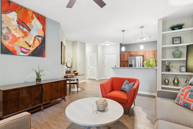 Building Photo - Sorelle