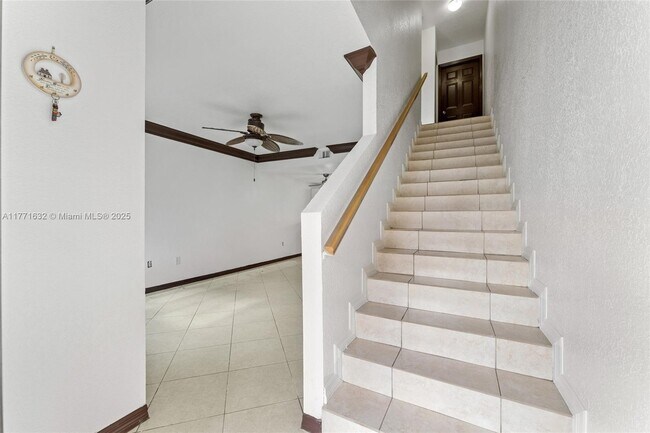Foto del edificio - 3366 W 80th St