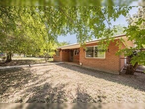 Building Photo - 351 E Encanto Dr