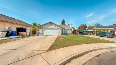 Building Photo - 5311 Sunbird Ct