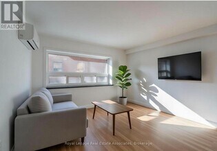 Building Photo - 122 Victoria Ave N