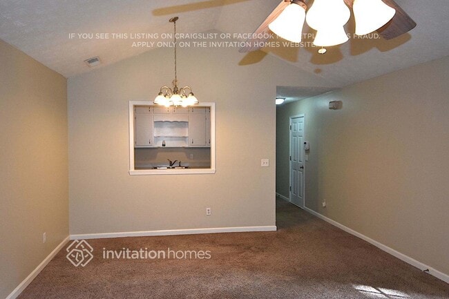 Building Photo - 1631 Daniel Ln