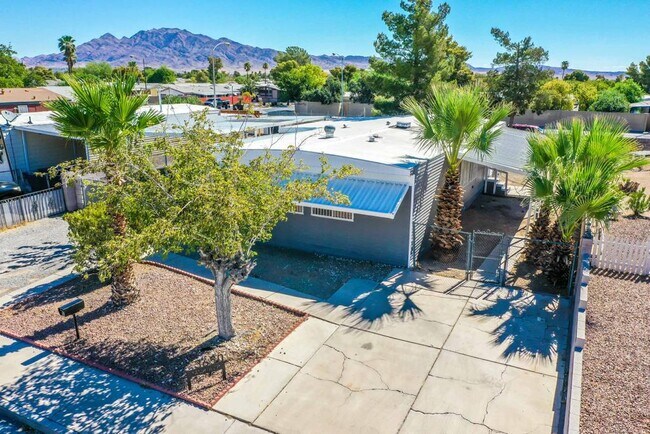 Foto del edificio - 3650 Huerta Dr