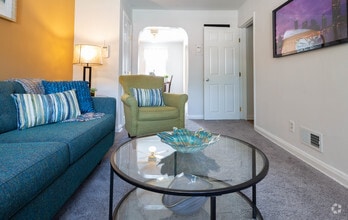 College Gardens & Melbourne Apts /Townhouses photo'