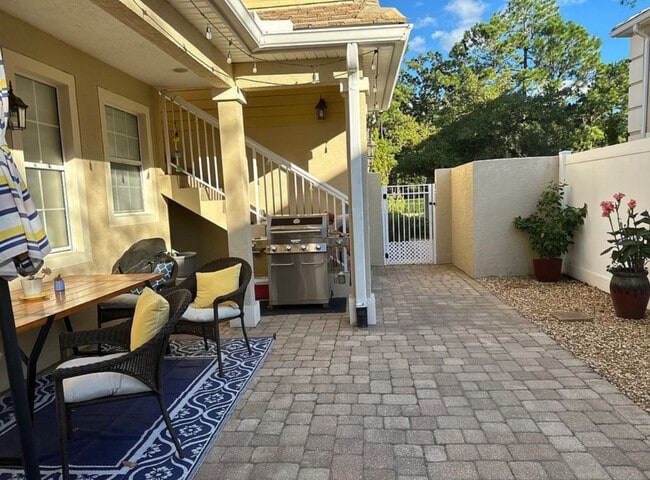 Foto del edificio - 531 Hedgewood Dr