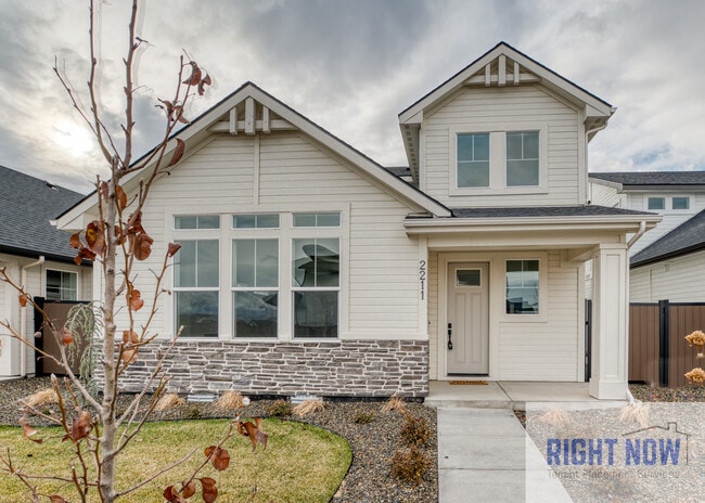 Building Photo - 2211 E Hidcote St