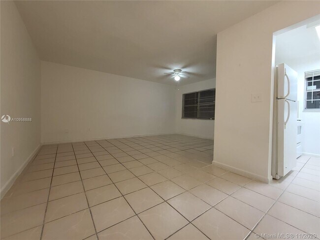 Building Photo - 3265 Griffin Rd