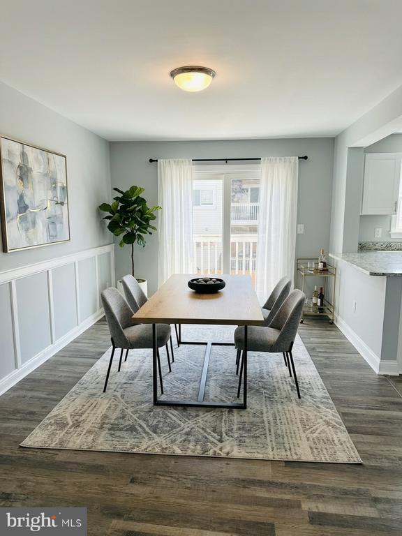 Foto del edificio - 13386 Hungerford Pl