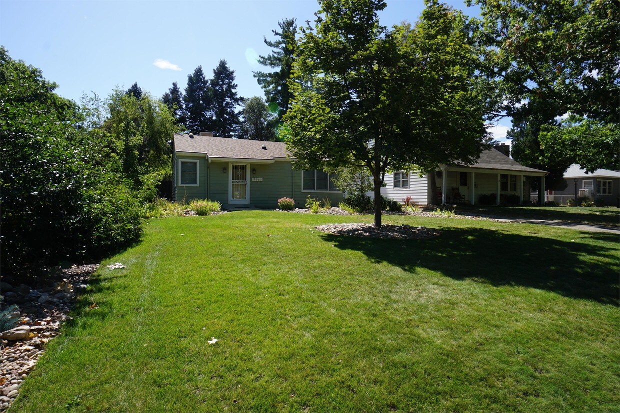 Foto principal - 3550 E Jewell Ave