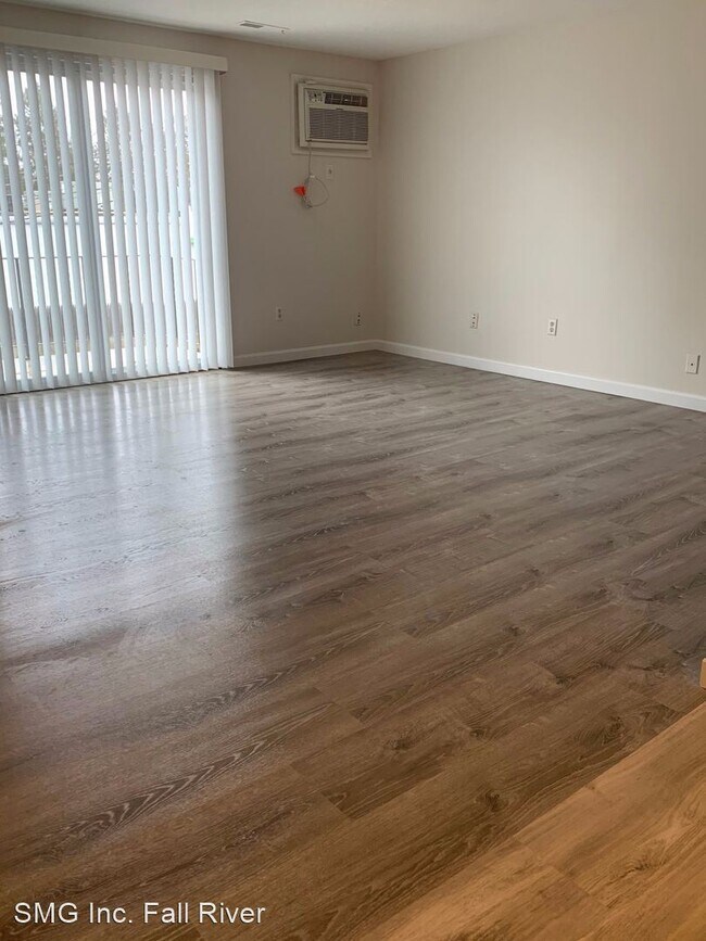 Foto del edificio - 4516 N Main St