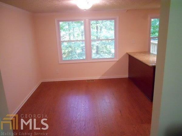 Building Photo - 107 Fortress Dr