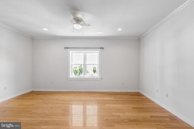 Foto del edificio - 2024 Ridge Ave