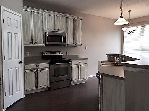 Foto del edificio - 6304 Downeast Dr