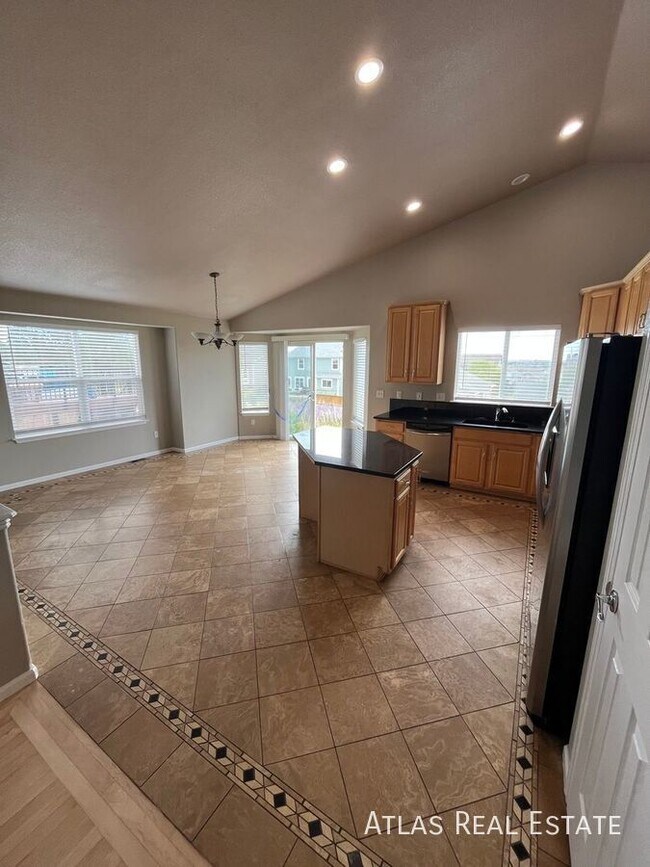 Foto del edificio - 15812 E 107th Ave