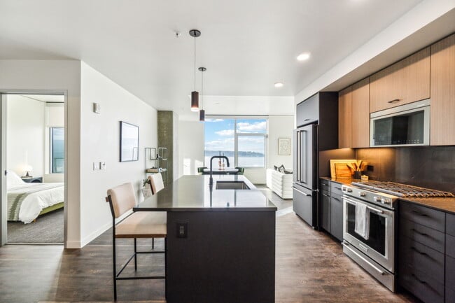 Building Photo - The Confidential