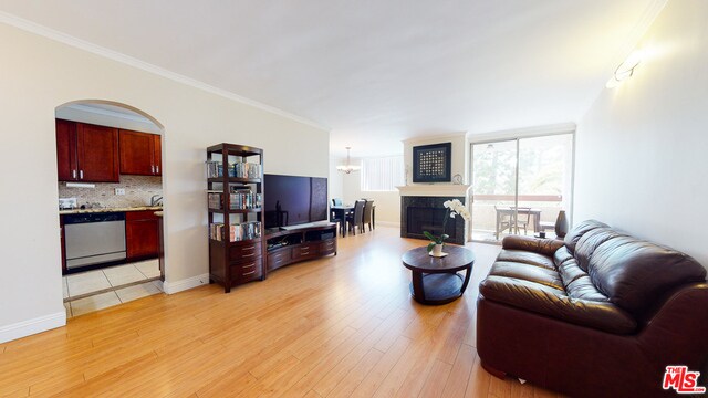 Foto del edificio - 530 S Barrington Ave