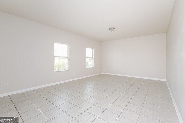 Foto del edificio - 694 Independence Ave