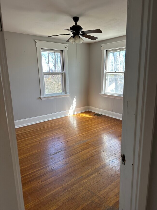 Back Corner of Bedroom - 14 Avenel Pl