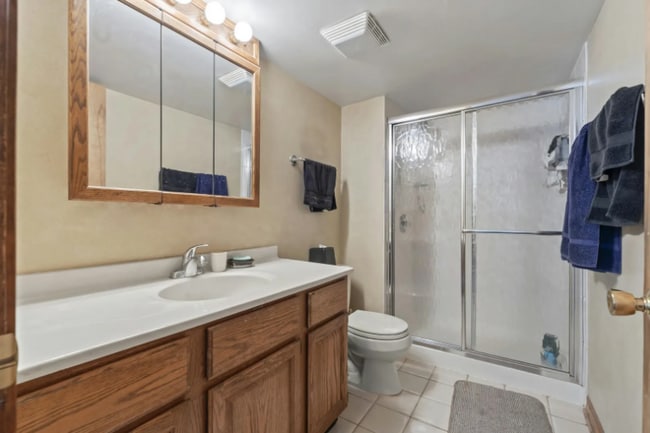 Building Photo - 839 Heritage Dr