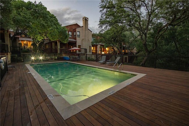 Foto del edificio - 1615 Spyglass Dr