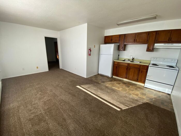 Primary Photo - One-bedroom apartment located near Honey C...