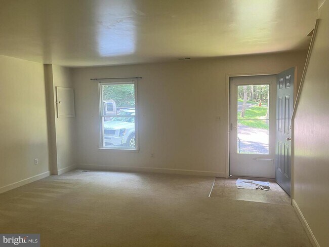 Foto del edificio - 3210 Liberty Rd