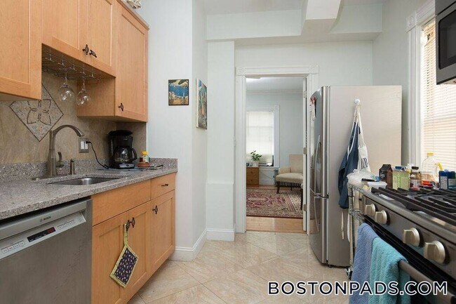 Foto del edificio - 25 Highland Ave