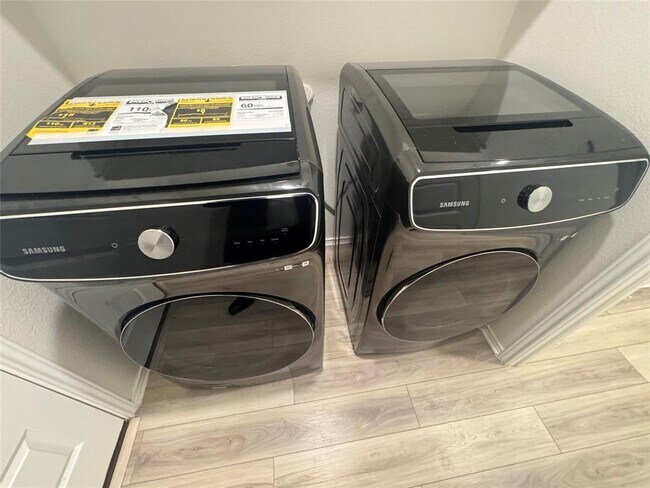 Building Photo - 4433 Venticano Pl