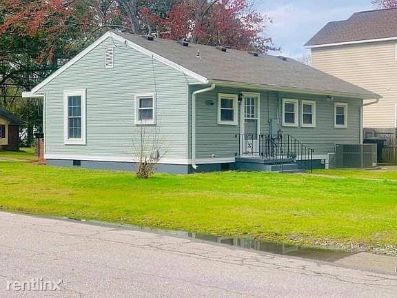 Primary Photo - 3 br, 1 bath House - 609 Elmhurst Ln