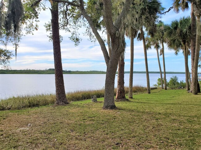 Building Photo - Turnbull Bay Water Front Home