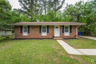 Building Photo - 508 Solar Dr