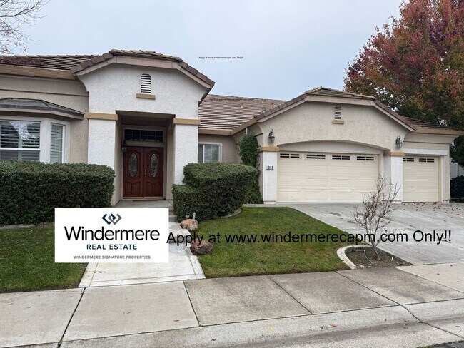 Foto del edificio - Welcome Home To This Well Maintained Immaculate Westlake Gated Community HOME!