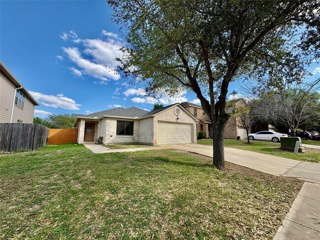 Foto del edificio - 8003 Bannock Ln
