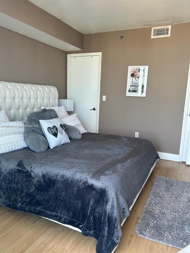 Foto del edificio - 50 Biscayne Blvd