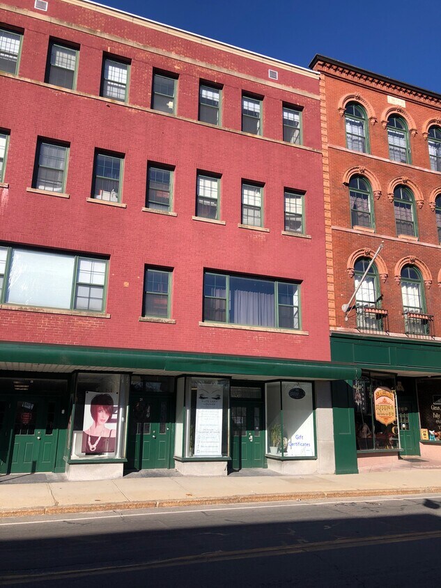 Foto principal - 26 Main St