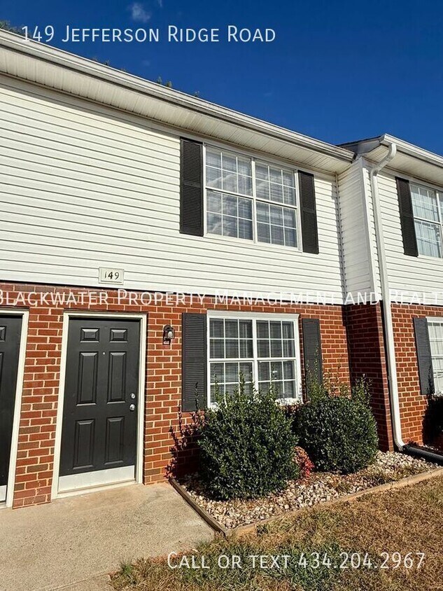 Foto principal - 149 Jefferson Ridge Rd