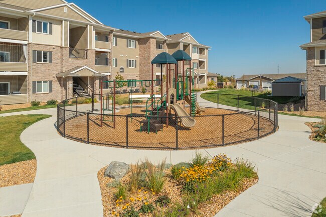 Patio de juegos - Wintergreen Apartments