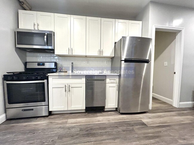 Plano de planta - 546 Isham Street
