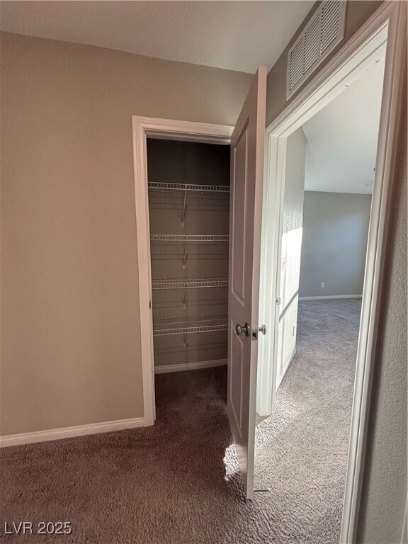 Foto del edificio - 2456 Bagnara Pl