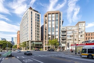 Building Photo - 14-20 W Broadway