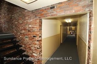 Building Photo - 712 S Poplar St