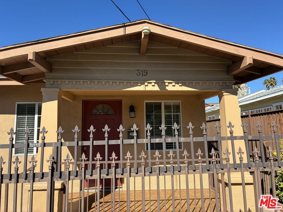 Foto principal - 319 N Coronado St