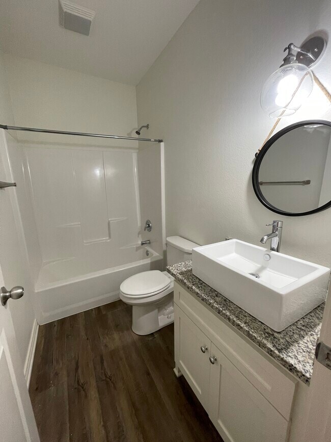 Foto del edificio - 6205 County Rd 1143