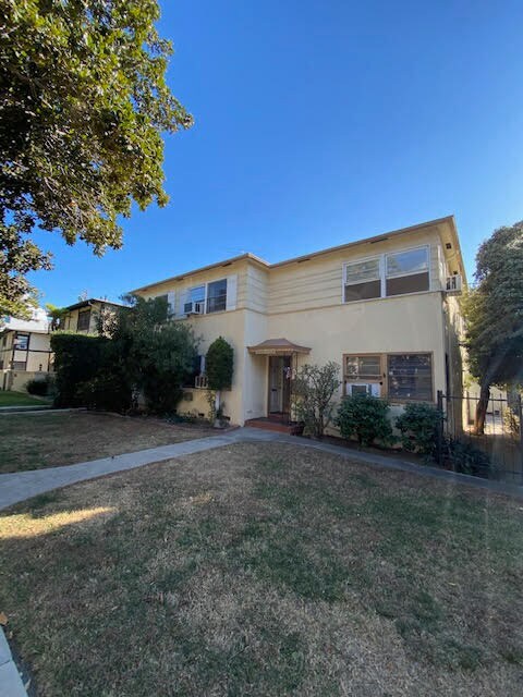 Primary Photo - 11732 Magnolia Blvd