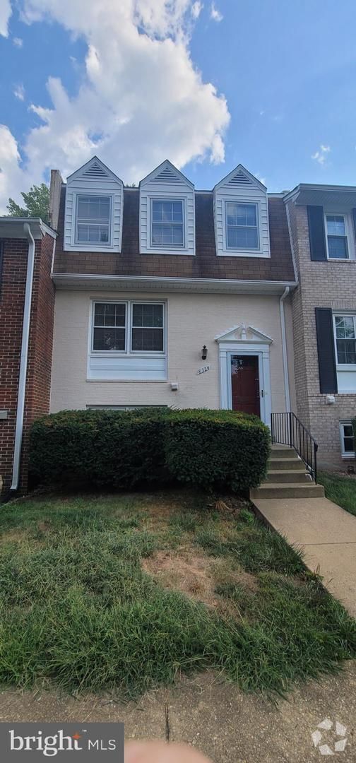 Building Photo - 8324 Glastonbury Ct