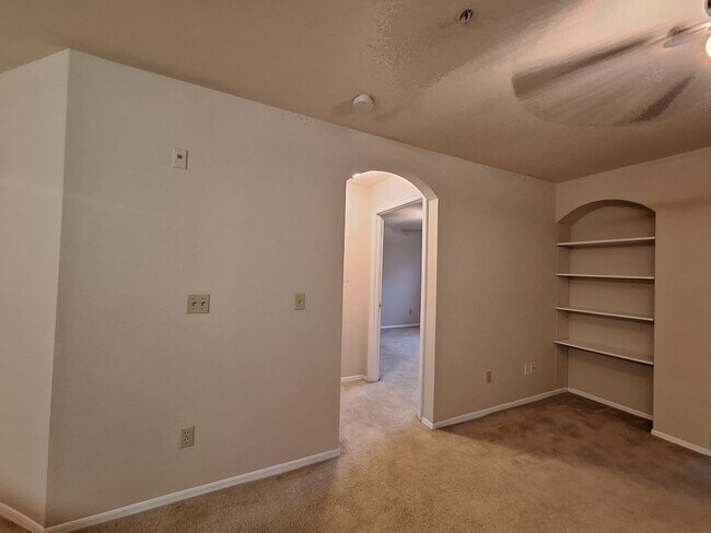 Foto del edificio - Beautiful 1 Bed 1 Bath Apartment for Rent ...