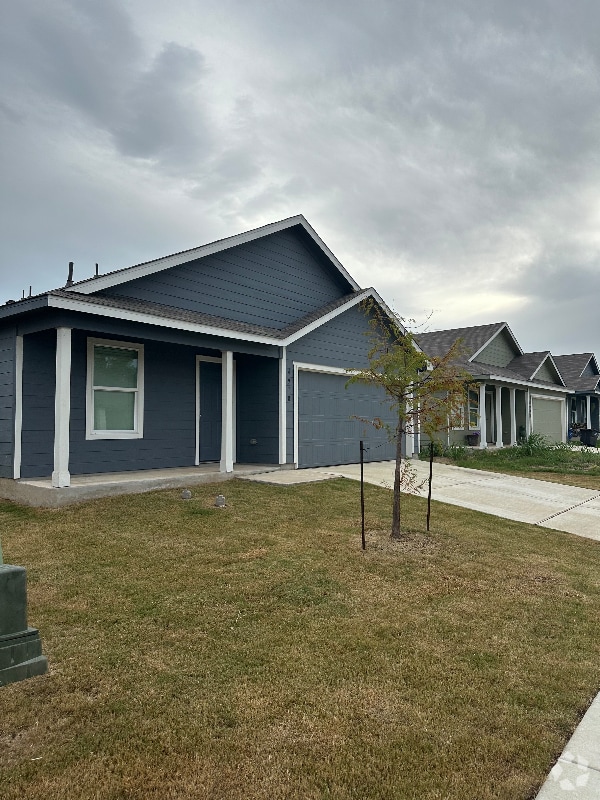 Building Photo - 4918 Legacy Trl